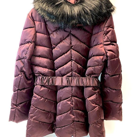 Tahari Women's Heavy Weight Puffer Coat with Faux Fur Hood in Merlot Size XL NWT - Picture 8 of 12